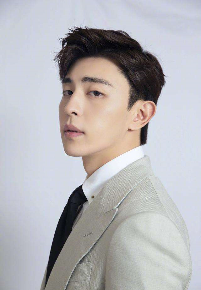 商业活动和商业演出的区别_商业演出的定义_商业演出和演唱会区别